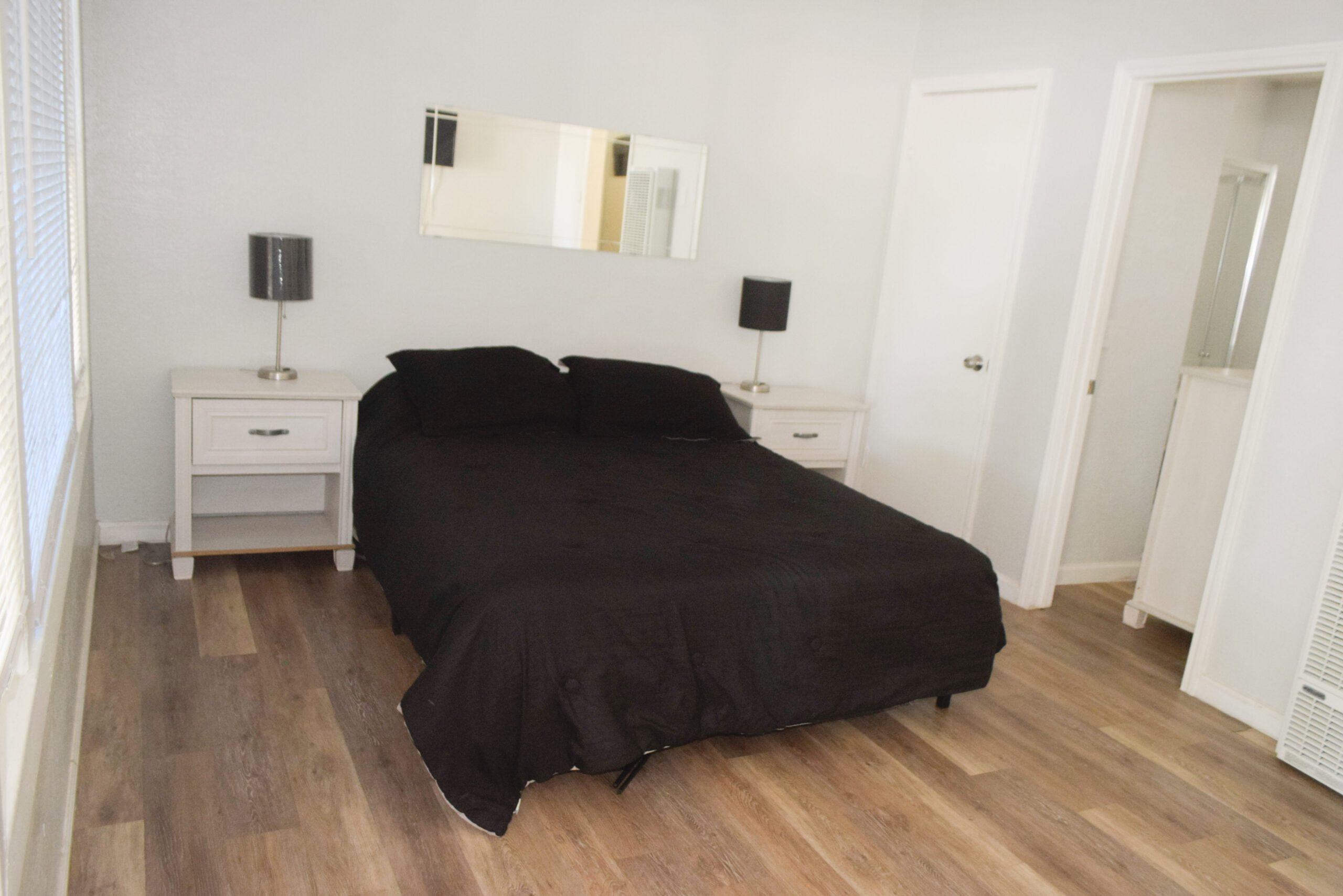 Room with Queen sized bed